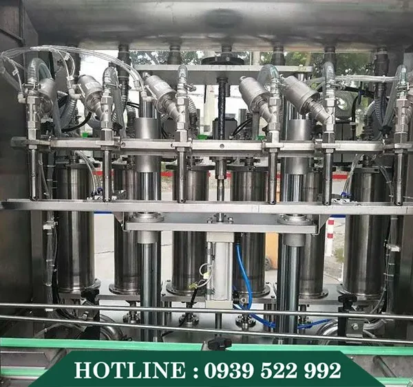 Dây Chuyền Sản Xuất Nước Uống Đóng Bình Tự Động TGPT-300 15 day chuyen dan xuat nuoc uong dong binh tu dong tgtp 300 7