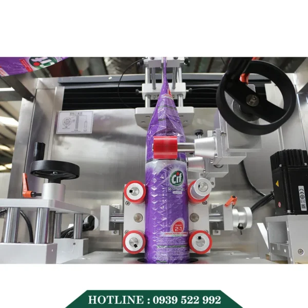 Dây Chuyền Sản Xuất Nước Uống Đóng Chai 24-24-8 13 day chuyen san xuat nuoc uong dong cha 2 copy