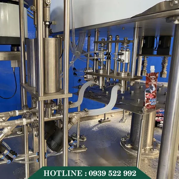 Máy Chiết Rót Túi Dạng Dứng 11 may chiet rot tui dang dung 5