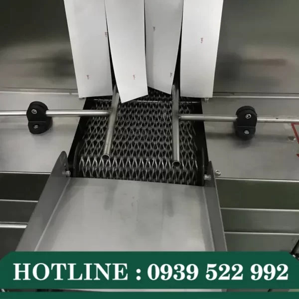 Máy Co Màng Chai Tư Động Hơi Nước 8 may co mang chai tu dong hoi nuoc 2