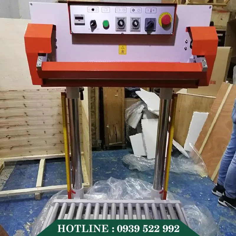 Máy Hàn Miệng Túi Khí Nén Băng Tải Con Lăn 12 may han mieng tui khi nen bang tai con lan 3