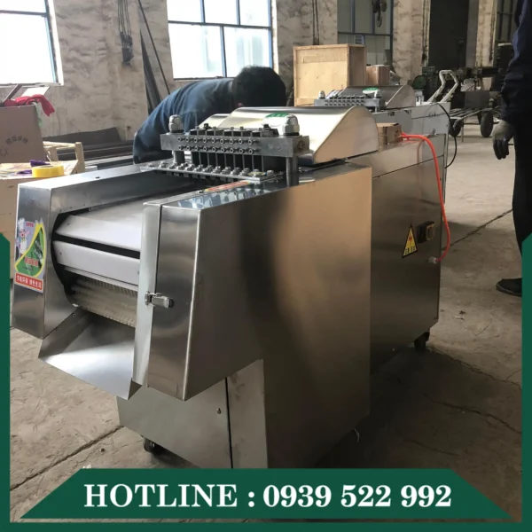 Máy Cắt Thịt Gà Hạt Lựu 10 may cat thit ga hat luu 3