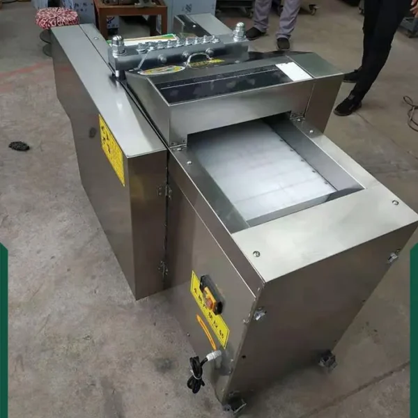 Máy Chặt Thịt Gà Tự Động 8 may chat thit ga 3