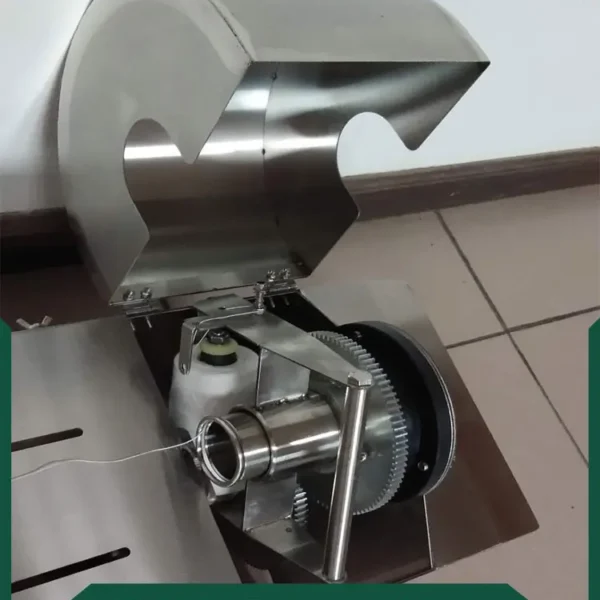 Máy Đùn Xúc Xích Quay Tay 2 Lít 10 may dun xuc xich quay tay 2 lit 4