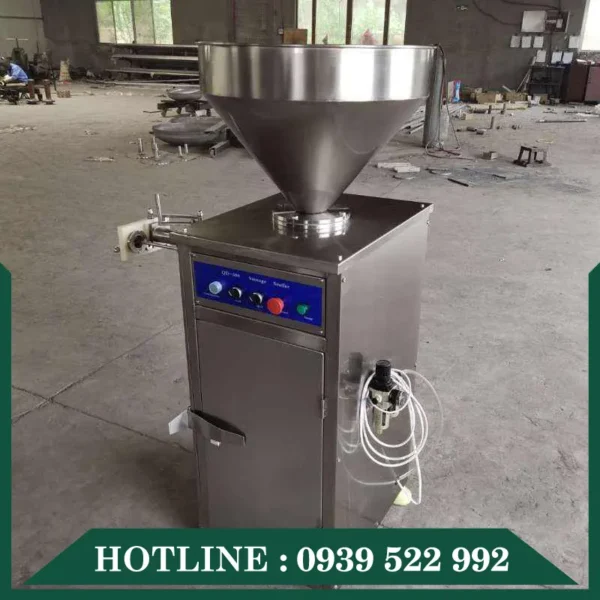 Máy Đùn Xúc Xích Tự Động Khí Nén QDC 9 may dun xuc xich tu dong khi nen qdc 3
