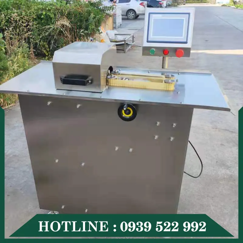 Máy Buộc Đầu Xúc Xích AK-400 12 may buoc dau xuc xich ak 400 3