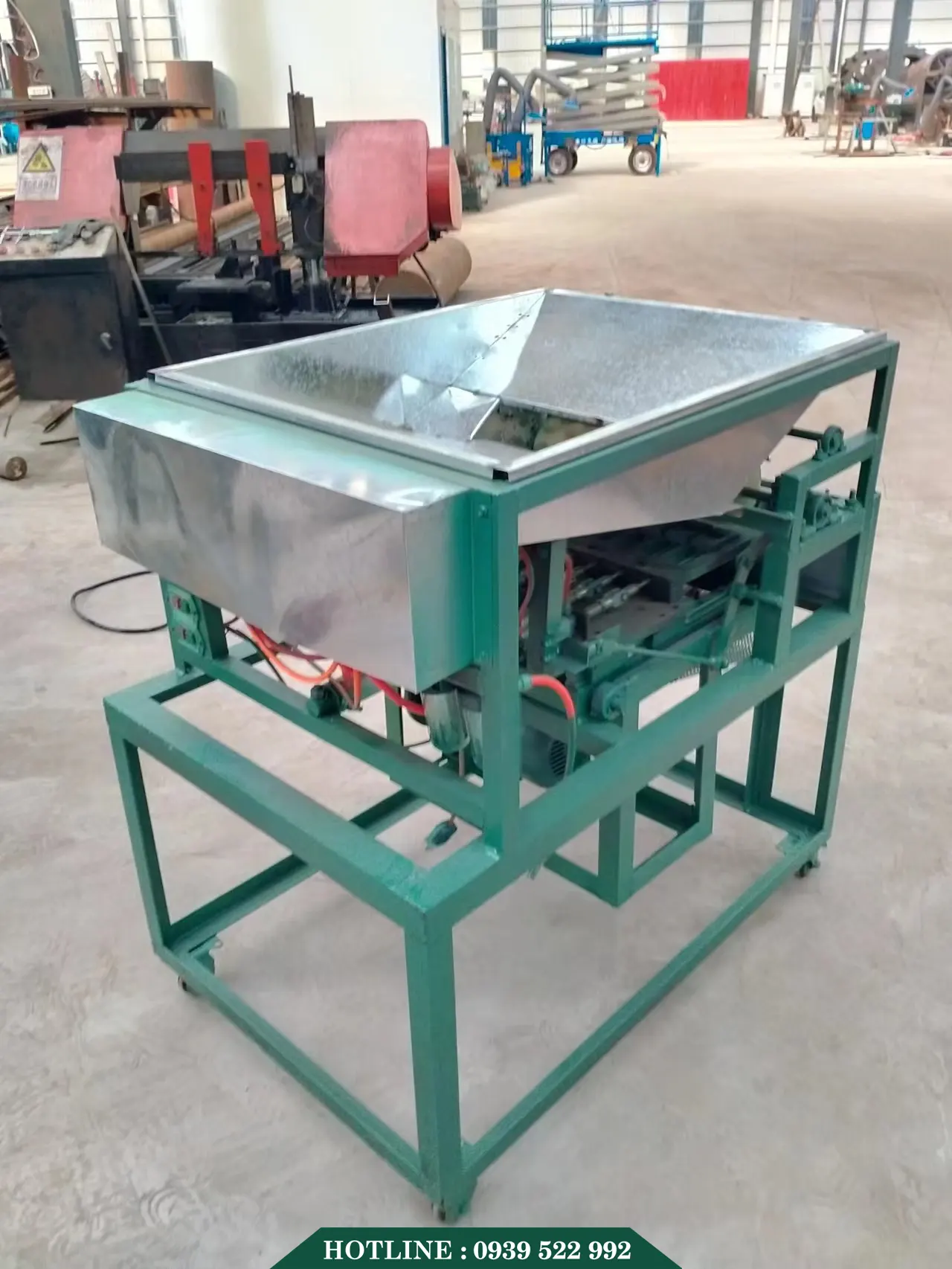 Máy Cưa Hạt Macca 14 may cua hat maca 2 copy